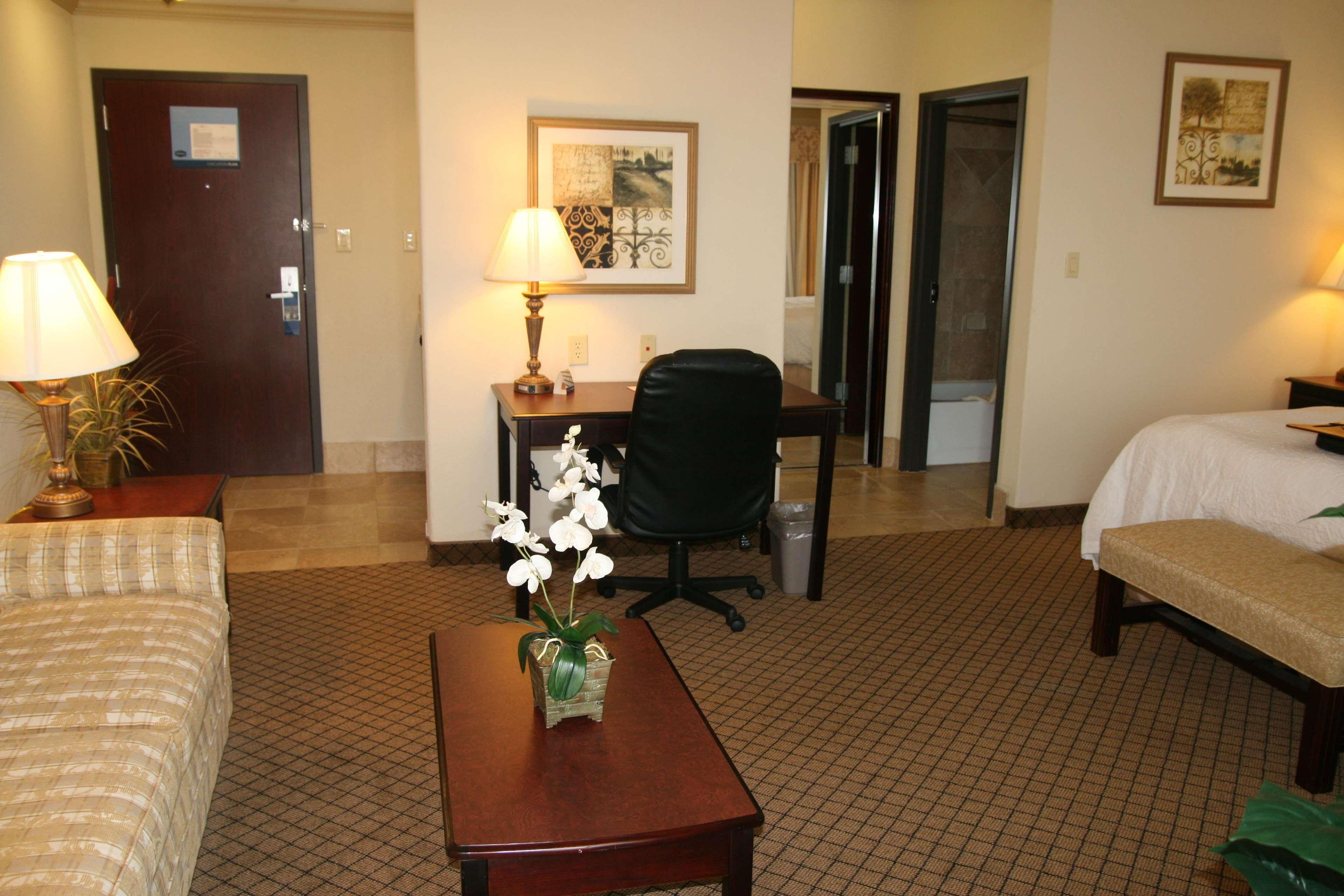 Hotel Hampton & 3*