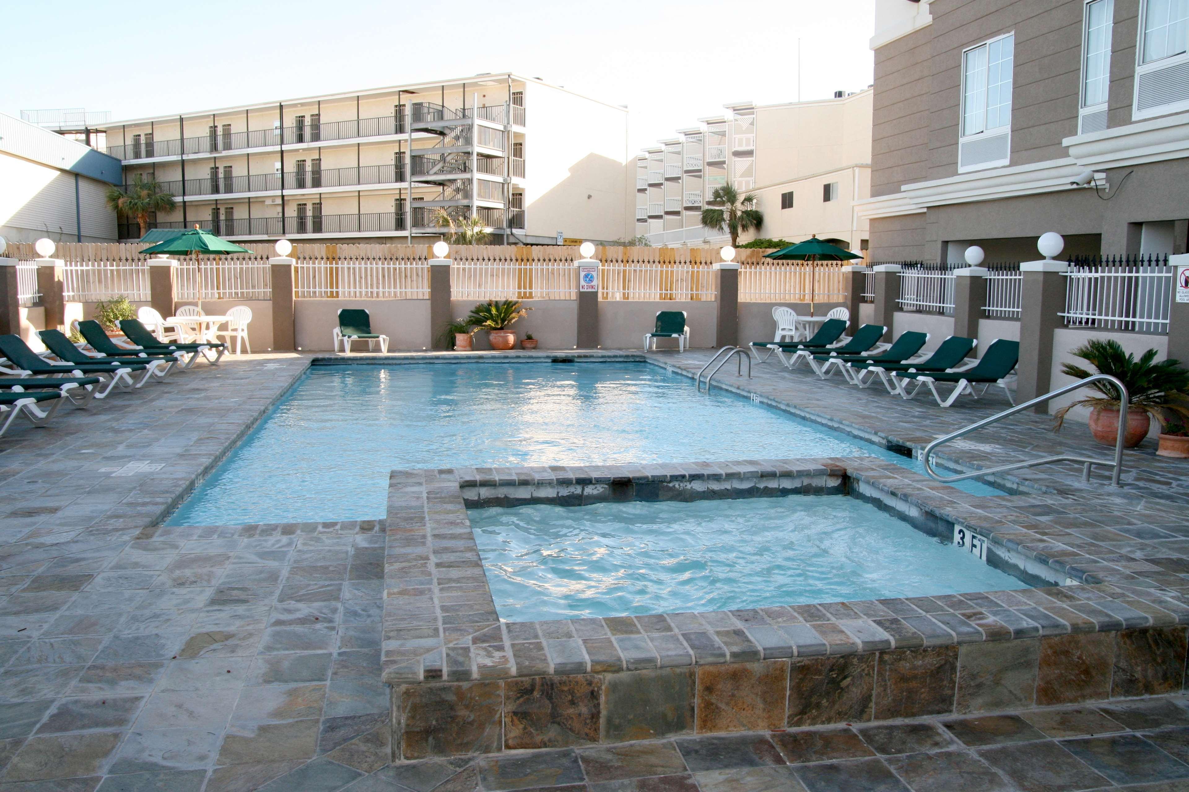 Hotel Hampton & 3*