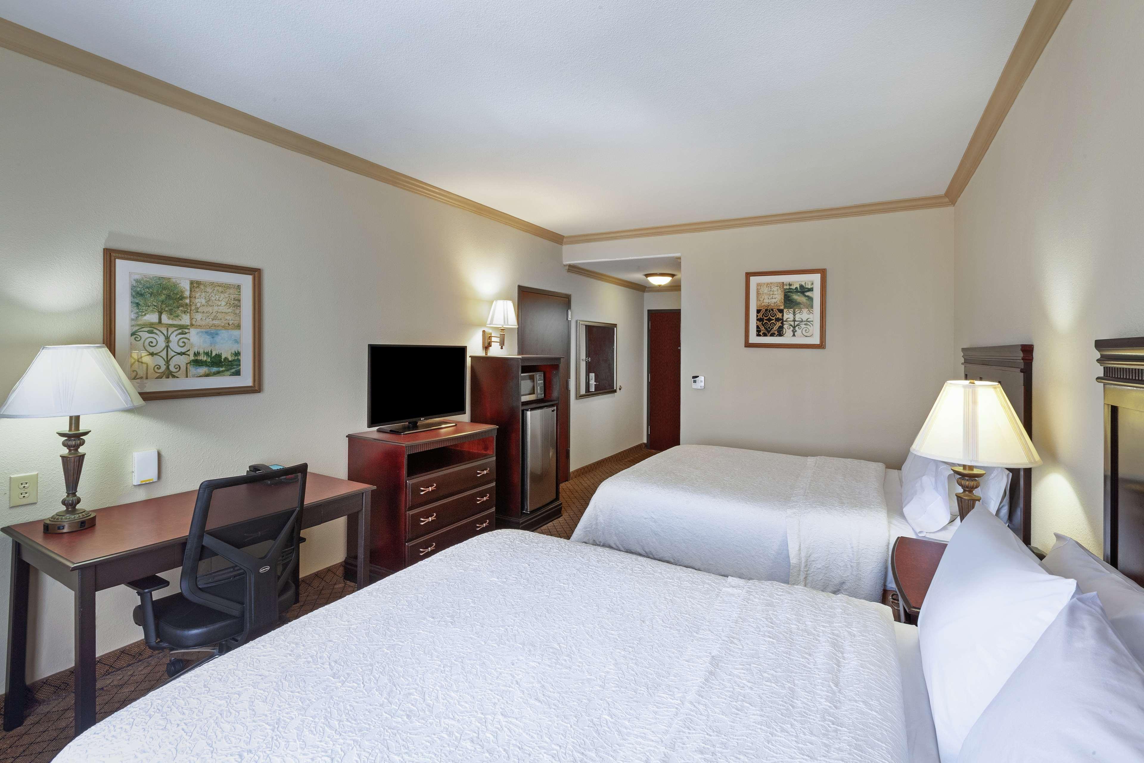 Hotel Hampton & 3*