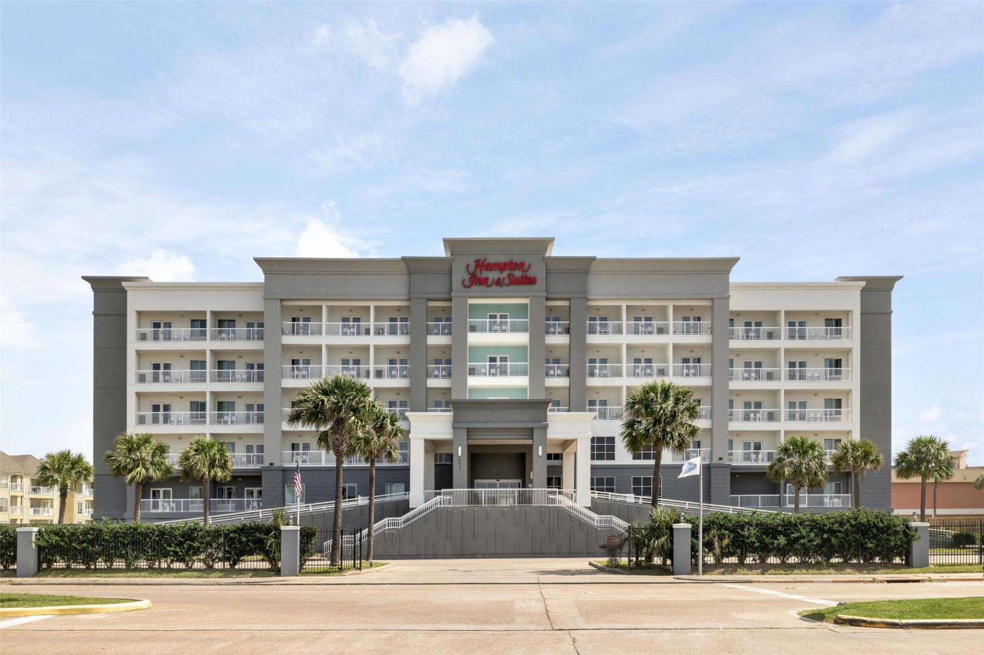 Hampton & Hotel